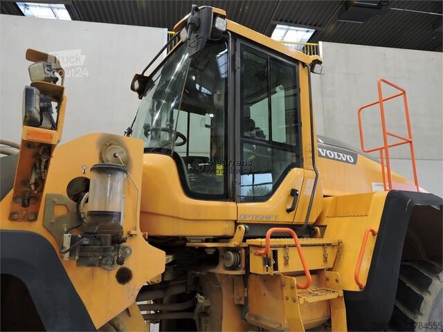 Челен товарач VOLVO L180H German Machine
