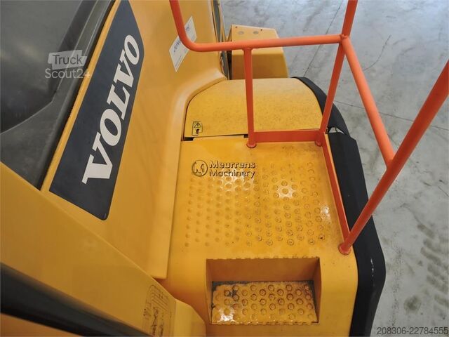 Челен товарач VOLVO L180H German Machine