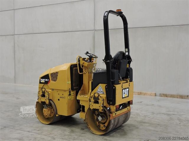 Tek tamburlu silindir CATERPILLAR CB1.7