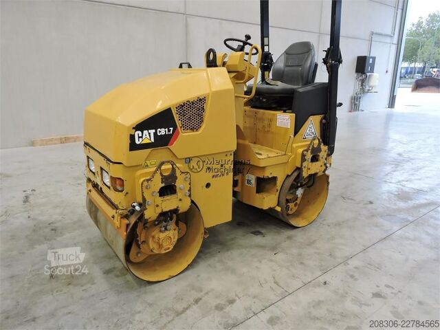 Tek tamburlu silindir CATERPILLAR CB1.7