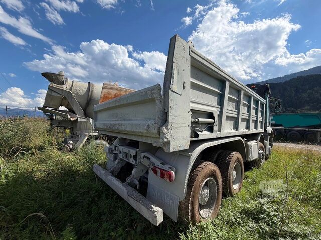 Tovornjak prekucnik MERCEDES-BENZ Arocs 4142 Kipper 8x6 2022