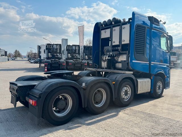 Heavy-duty truck MERCEDES-BENZ Actros 4151 SLT 8x4 155 t. ZGG