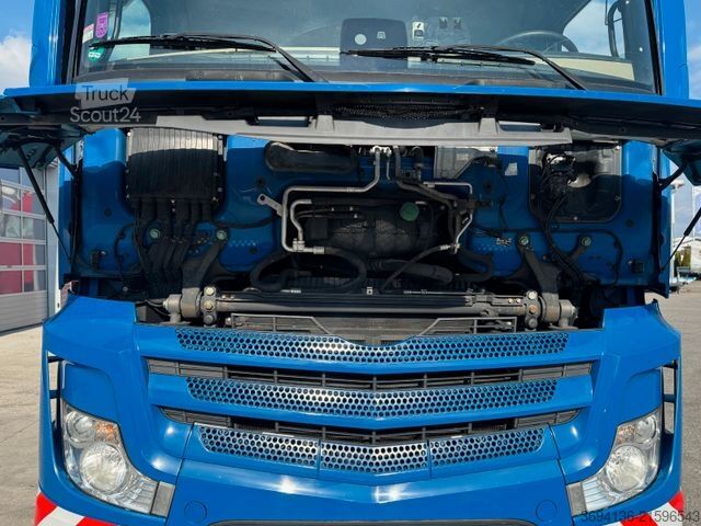 Heavy-duty truck MERCEDES-BENZ Actros 4151 SLT 8x4 155 t. ZGG