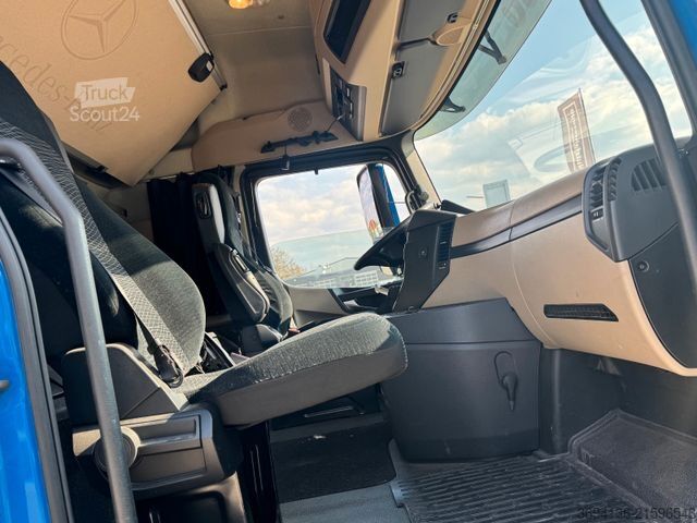 Heavy-duty truck MERCEDES-BENZ Actros 4151 SLT 8x4 155 t. ZGG