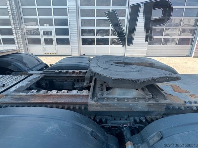 Heavy-duty truck MERCEDES-BENZ Actros 4151 SLT 8x4 155 t. ZGG