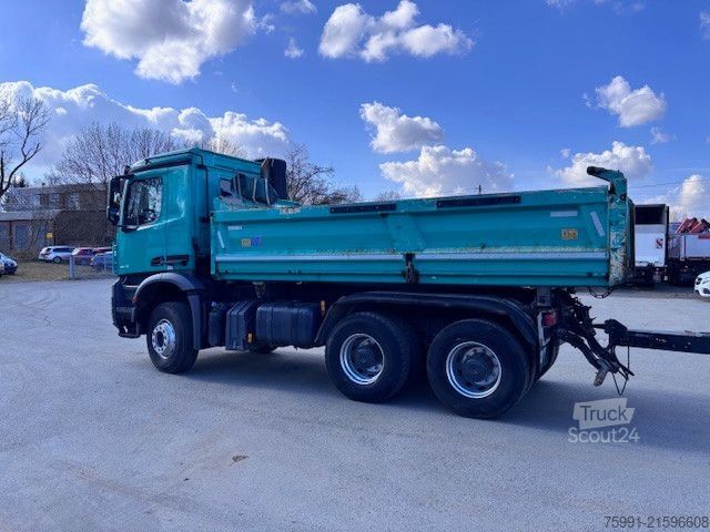 Three-sided tipper truck MERCEDES-BENZ Arocs 3345 6x4  Meiller 3 Seitenkipper Bordmatic
