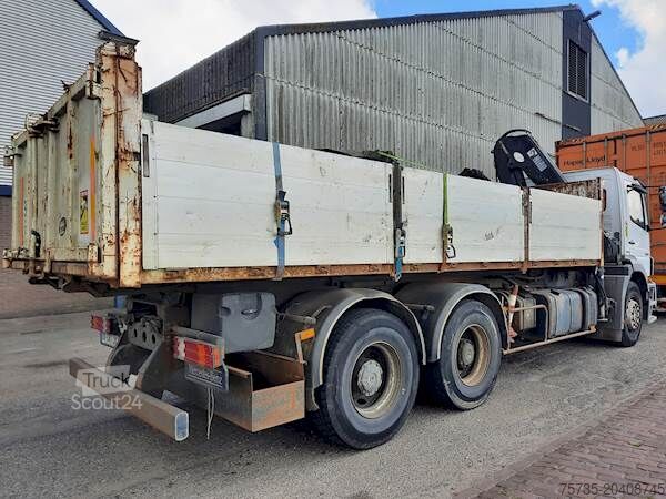 Benne MERCEDES-BENZ 2633 6X4