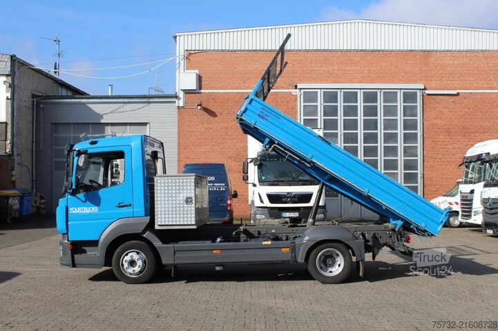 Three-way tipper van Mercedes-Benz Atego  921  Seitenkipper 3-Sitzer AHK ACC