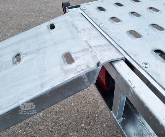 автомобільний автовоз-причіп Martz  2,7t  4,5m mit Seilwinde Auto Anhänger Trailer KFZ Transporter
