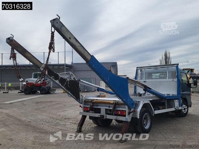 Containertransport (portaalarmsysteem) Mitsubishi Canter 7C18 4X2 7tons Roellitch Absetzkipper Au...