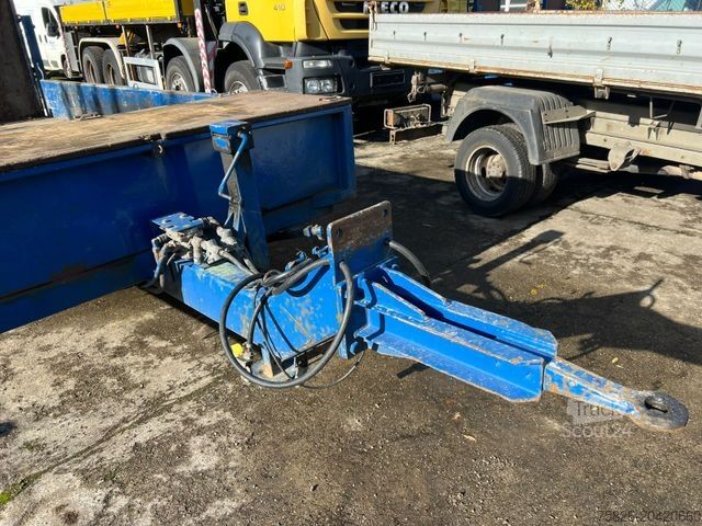 Низькорамний причіп BLOMENRÖHR 552/6500 Tieflader 6,5t