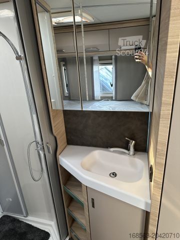 Ημιενσωματωμένο αυτοκινούμενο τροχόσπιτο KNAUS VAN TI PLUS 700 LF PLATINUM SEL. LP 102.395 ¤!