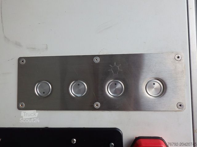 Koeloplegger SCHMITZ CARGOBULL SKO 24/L FP 45 Multitemp/Doppelst./LBW 3to./Lift