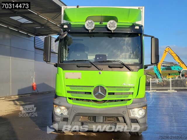 Box body Mercedes Antos 1827 4X2 19.5tonner 2000kg Ladebordwand A...