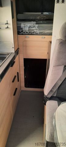 Camper van DREAMER Fun Camper Sport Messe-Leipzig-Halle 5A-Stand33