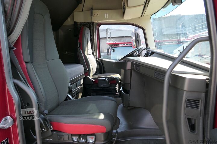 Tūrinis vilkikas VOLVO FH 460 Globetrotter 2-Tanks Euro 6