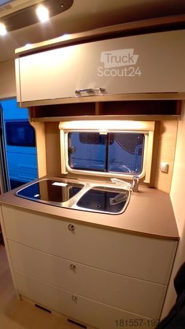 Караван BÜRSTNER Premio Plus 440 TK Premio-Paket, 1700 kg