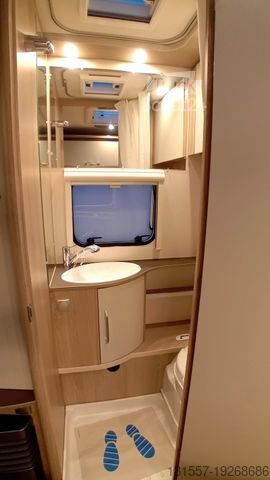 Караван BÜRSTNER Premio Plus 440 TK Premio-Paket, 1700 kg