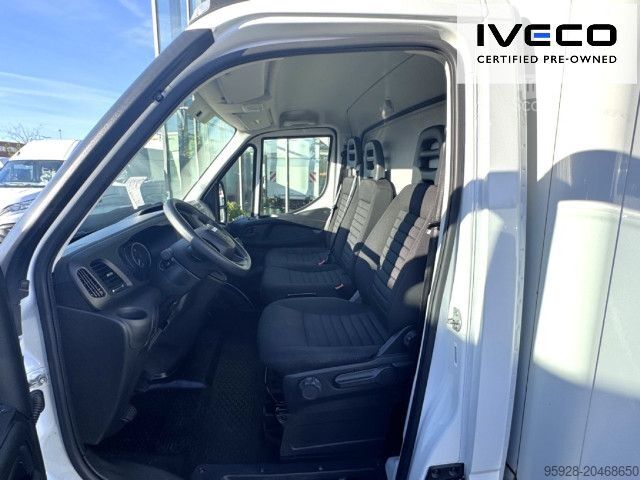 Skriňová dodávka IVECO 35C16H, Klima, DAB, LBW