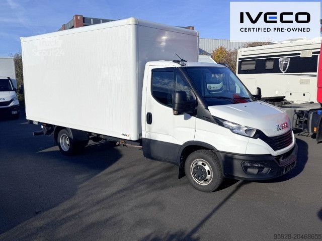 Skříňová dodávka IVECO 35C16H, Klima, DAB, LBW