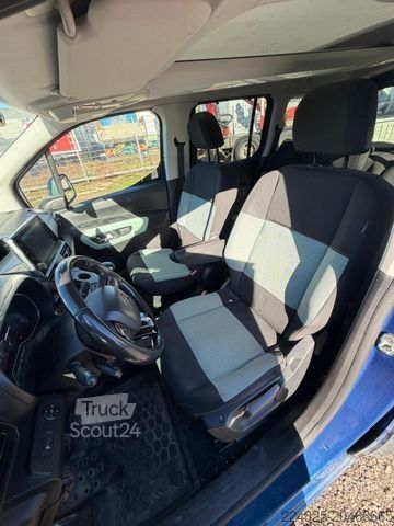 Kleinbus CITROEN 5 SITZER*2018*HEADUP*KEYLESS GO*KAMERA*EURO5*