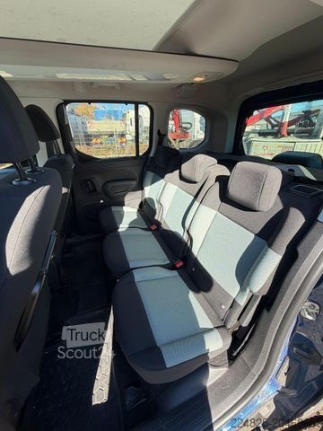 Kleinbus CITROEN 5 SITZER*2018*HEADUP*KEYLESS GO*KAMERA*EURO5*