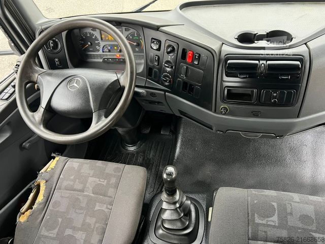 Benne tri-benne MERCEDES-BENZ Atego 818K Dreiseitenkipper Meiller*Kipphydrauli