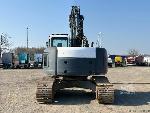 Excavator pe şenile NEW HOLLAND KOBELCO E235SR-1ES