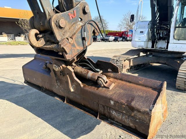 Excavator pe şenile NEW HOLLAND KOBELCO E235SR-1ES