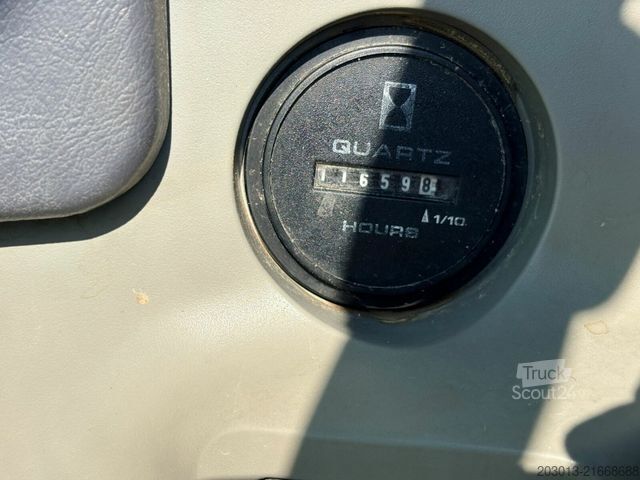 Excavator pe şenile NEW HOLLAND KOBELCO E235SR-1ES