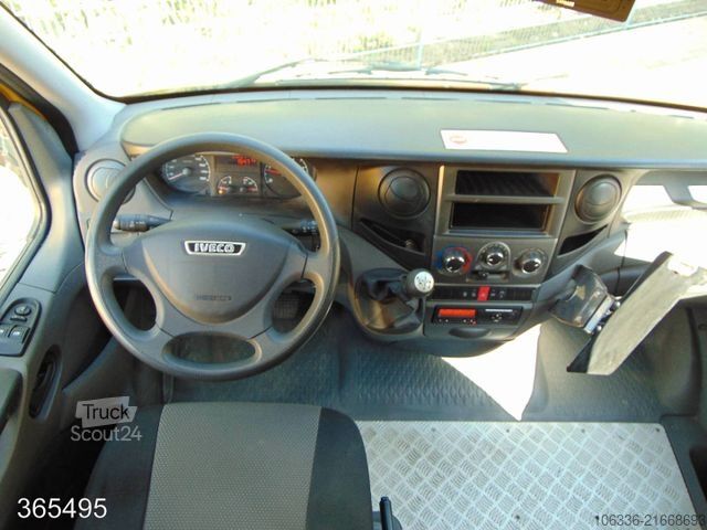 Fourgon tôlé IVECO DAILY 50 C 15 Postkoffer REGALSYSTEM KAMERA