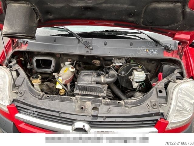 Minibus OPEL Movano 2,5 CDTI / 16 Sitze