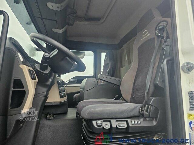 Camion porte-caisses amovibles MAN TGS 26.320 6x2 BDF Mitnahmestapler AHK 1. Hand
