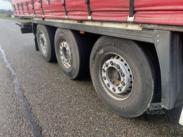 Bâché à rideaux latéraux Krone N/A Coil / Mercedes Axles / NL Trailer