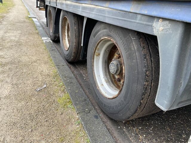 Bâché à rideaux latéraux Krone SD 3-Axle Mega / BPW Axles / NL Trailer