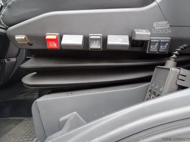 Bergingsvoertuig Iveco Eurocargo 120E25 Abschleppwagen Towtruck Full A...