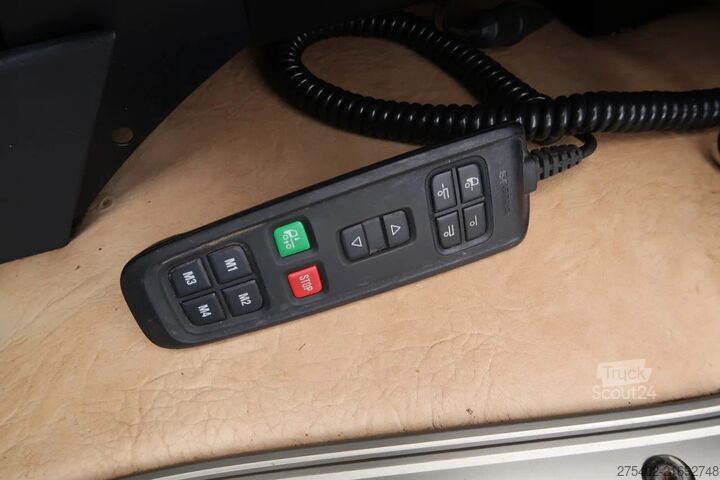 Standard-SZM Scania R490 6X2/ FULL AIR/ RETARDER/ AIR COOLER/ MEGA