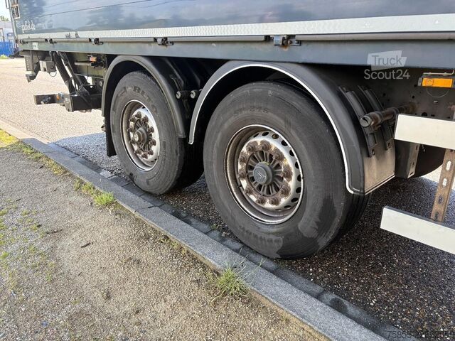 Maleta WEB Trailer ZPRASQ 18 GETRÄNKE / BPW / DISC / LOADING LIFT