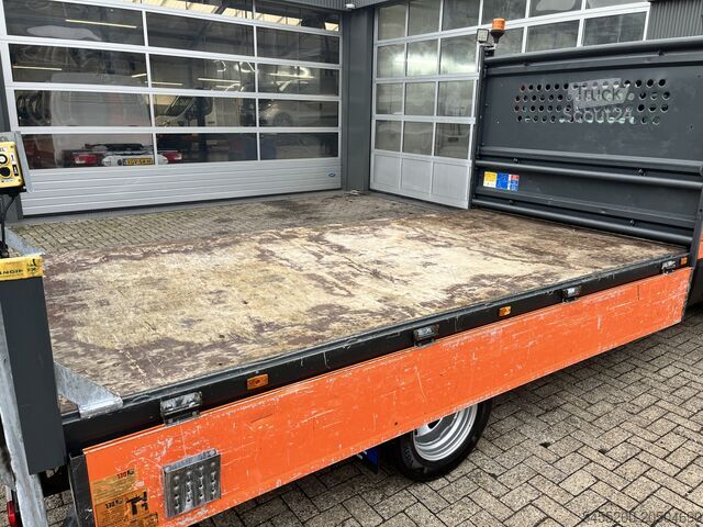 Грузоподъемная платформа Iveco Daily 35C14 2.3 375 Laadklep 500kg Trekhaak 350...
