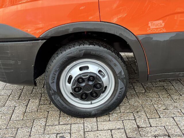 Грузоподъемная платформа Iveco Daily 35C14 2.3 375 Laadklep 500kg Trekhaak 350...
