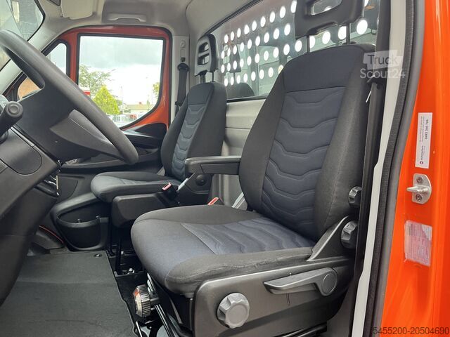 Грузоподъемная платформа Iveco Daily 35C14 2.3 375 Laadklep 500kg Trekhaak 350...
