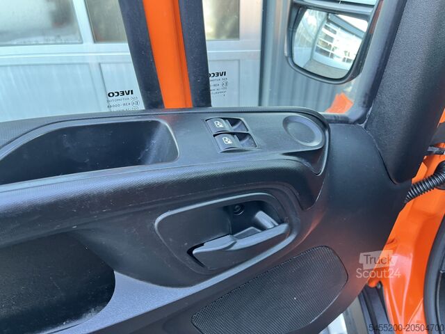 Loading platform Iveco Daily 35C14 2.3 375 Laadklep 500kg Trekhaak 350...