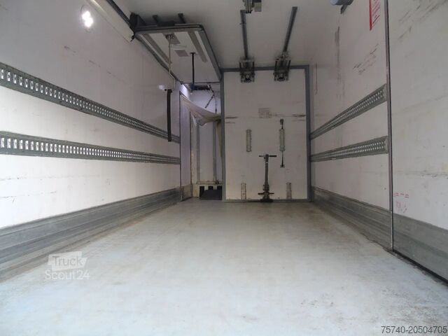 Soğutmalı/dondurulmuş taşıma Mercedes-Benz Antos 1932 + EURO 6 + CARRIER + LIFT