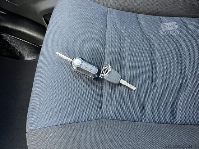 Laadplatform Iveco Daily 35C14 2.3 375 Laadklep 500kg Trekhaak 350...