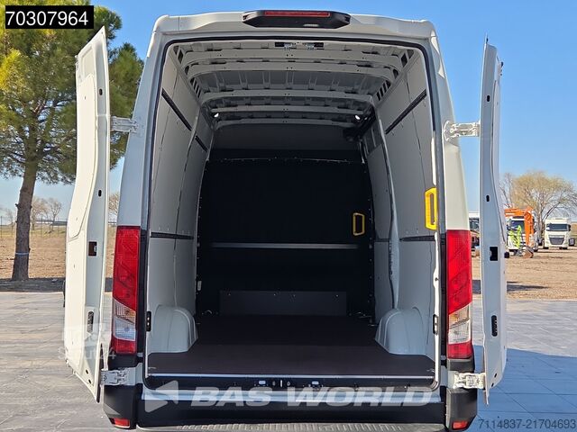 Van Iveco Daily 35S18 Nuevo - 3.0L - Automático - 180CV -...