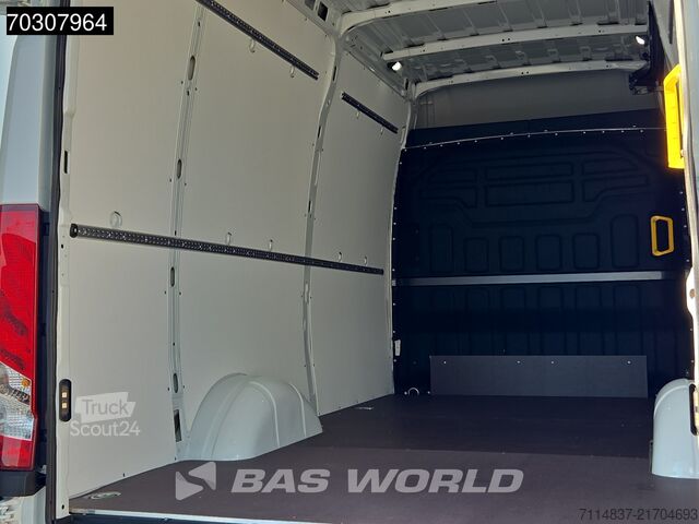 Van Iveco Daily 35S18 Nuevo - 3.0L - Automático - 180CV -...