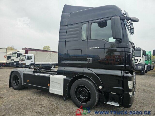 Standard SZM MAN TGX 18.500 XXL 2Betten + Kühlschrank + Retarder