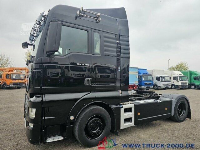 Standard SZM MAN TGX 18.500 XXL 2Betten + Kühlschrank + Retarder