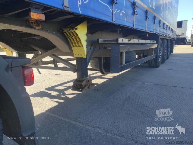Avoin puoliperävaunu pressulla Schmitz Cargobull Curtainsider Standard