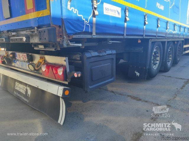 Avoin puoliperävaunu pressulla Schmitz Cargobull Curtainsider Standard
